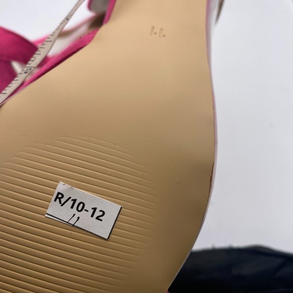 A NUYG pink pointy toe rhinestone kitten low heels pumps - Picture 9 of 11